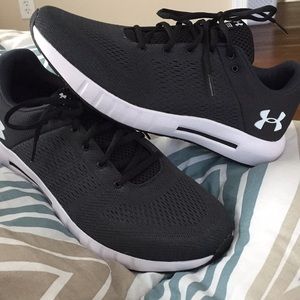 Under Armour 2E Sneaker